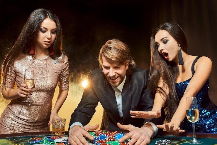 Interface aplikasi bizz77game di layar ponsel menampilkan meja roulette langsung dan opsi sportsbook